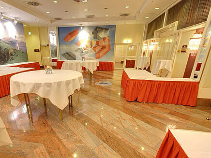 Meeting foyer