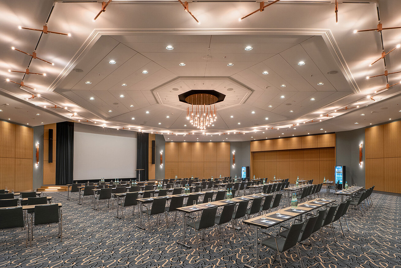 Barbarossa Hall at Maritim Hotel Würzburg with theatre seating for conferences and events