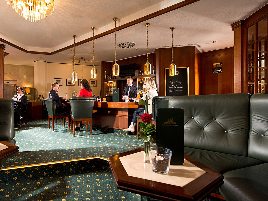 Cozy hotel bar in classic style at Maritim Hotel Bad Homburg.