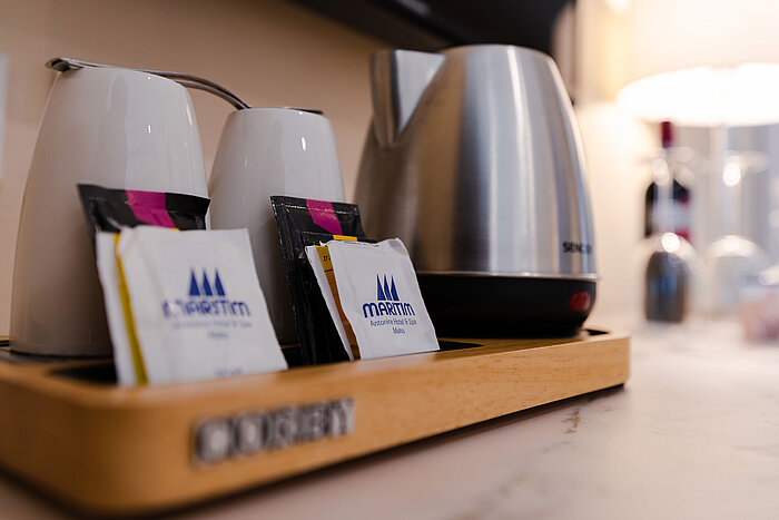 Tea and coffee set | Maritim Antonine Hotel & Spa Malta