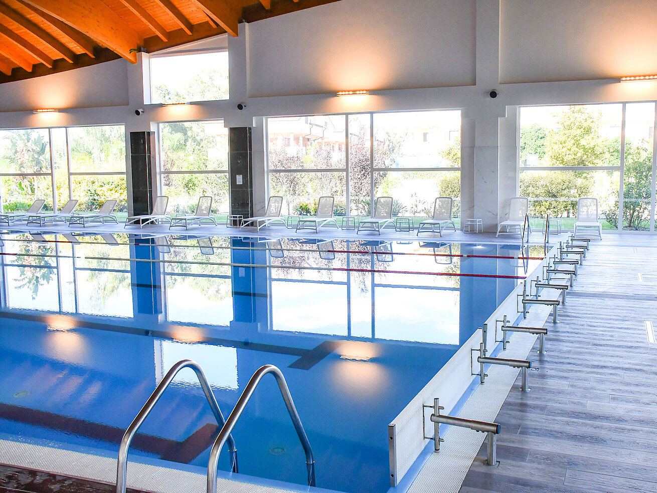 Piscine intérieure Piscine intérieure | Maritim Resort Calabria