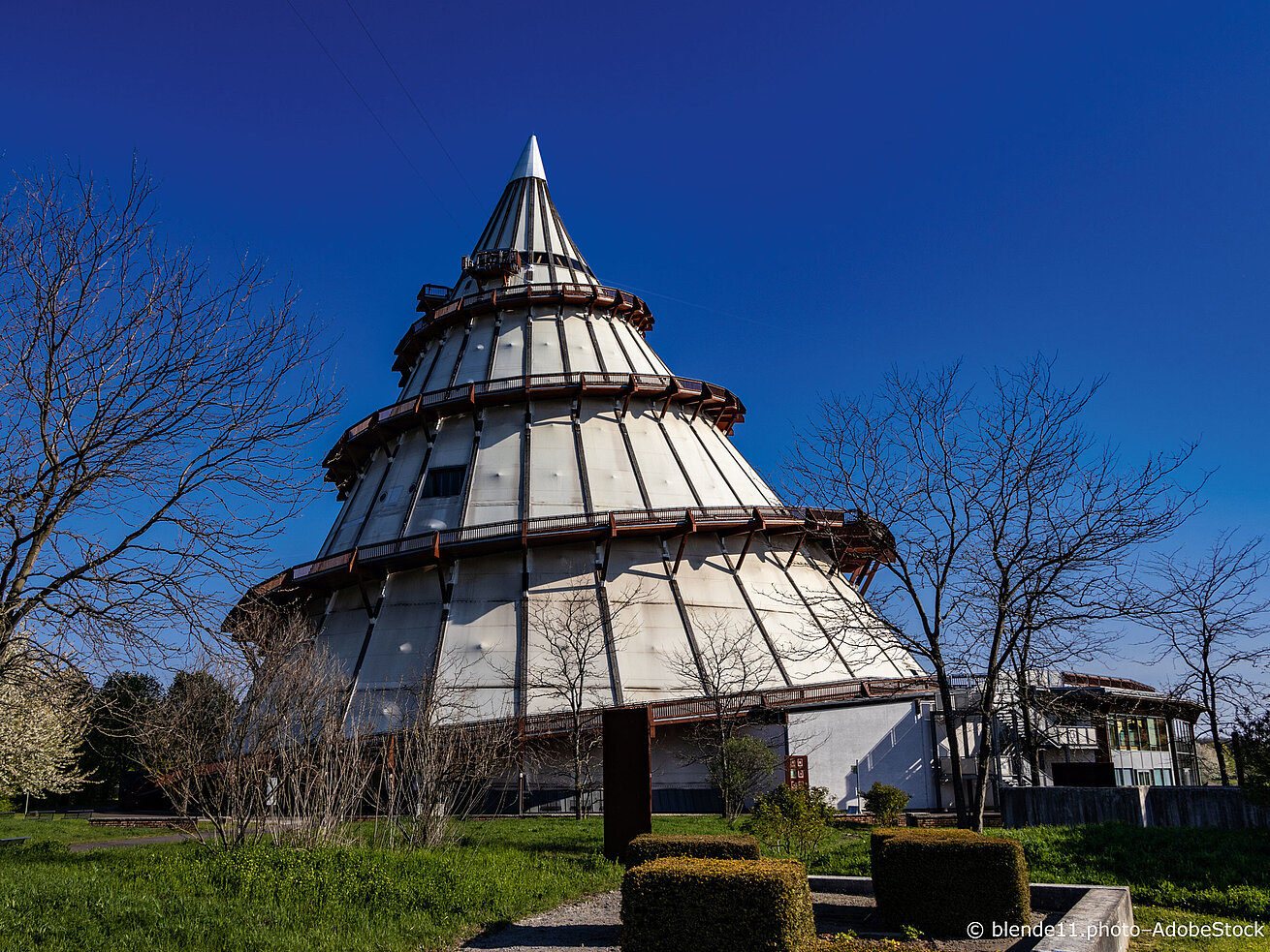 Jahrtausendturm Jahrtausendturm