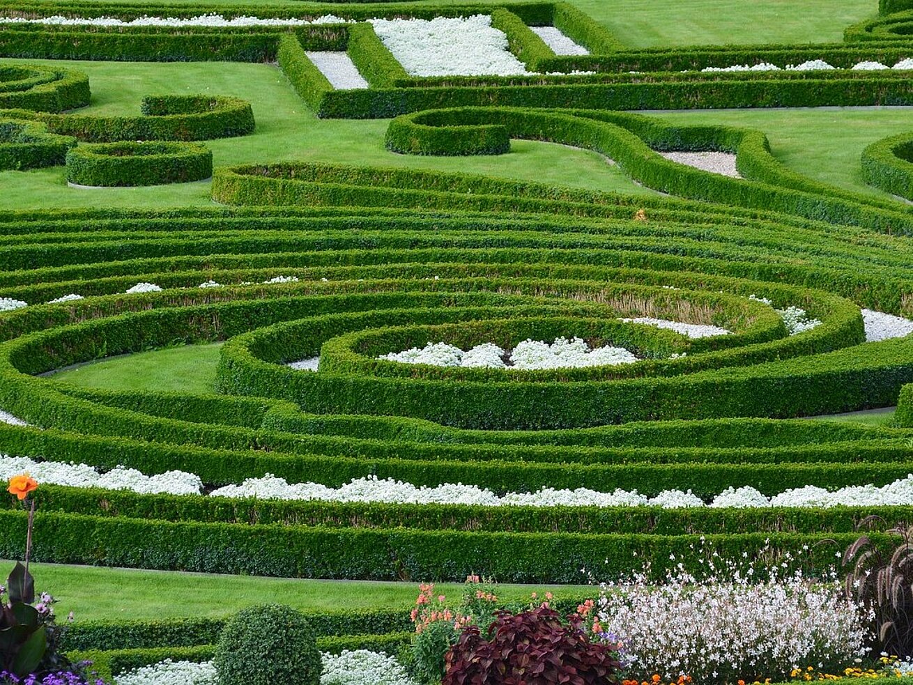 Herrenhausen Gardens in Hanover Herrenhausen Gardens in Hanover