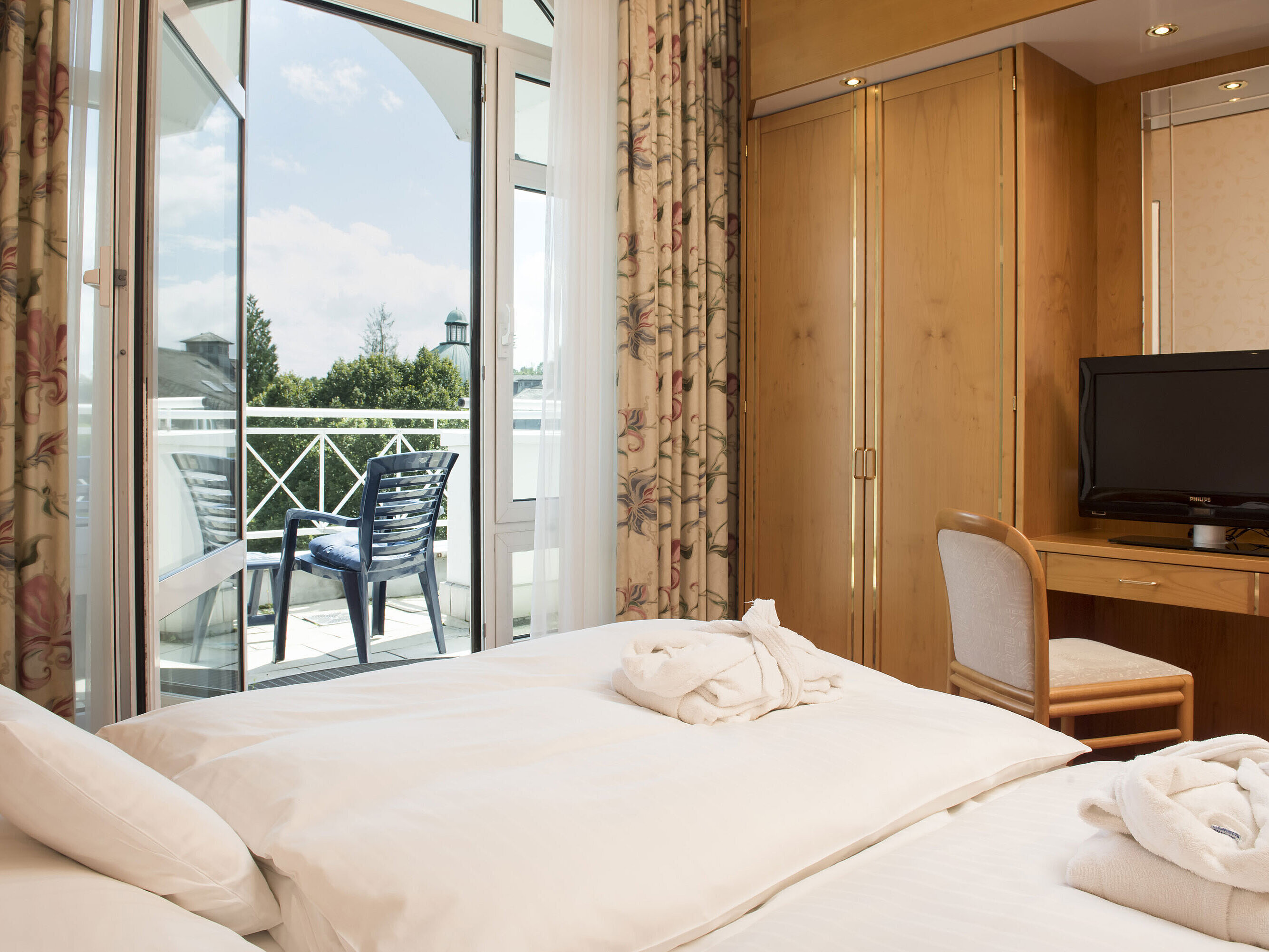 Jr Suite