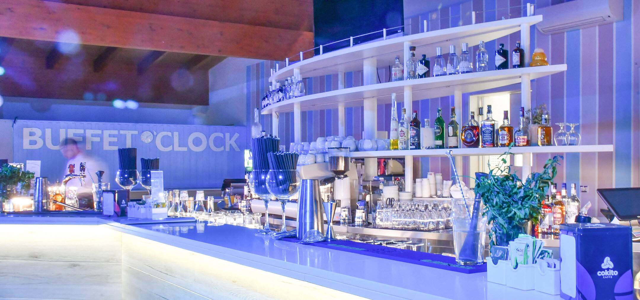 Pool bar | Maritim Resort Calabria
